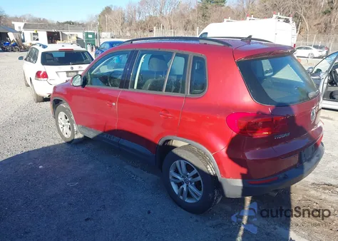 2015 Volkswagen Tiguan S из США, поврежденный, VIN WVGAV7AXXFW032806